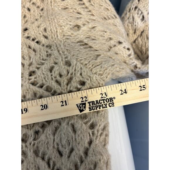 Zara Cream Crochet Knit Sweater Size Medium Bell Sleeve - Picture 6 of 7